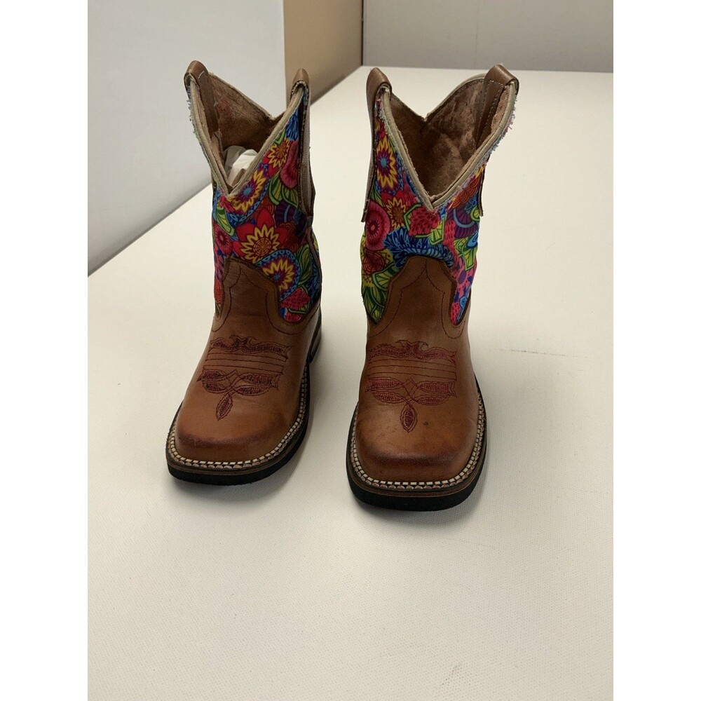 Girls boots  size 8